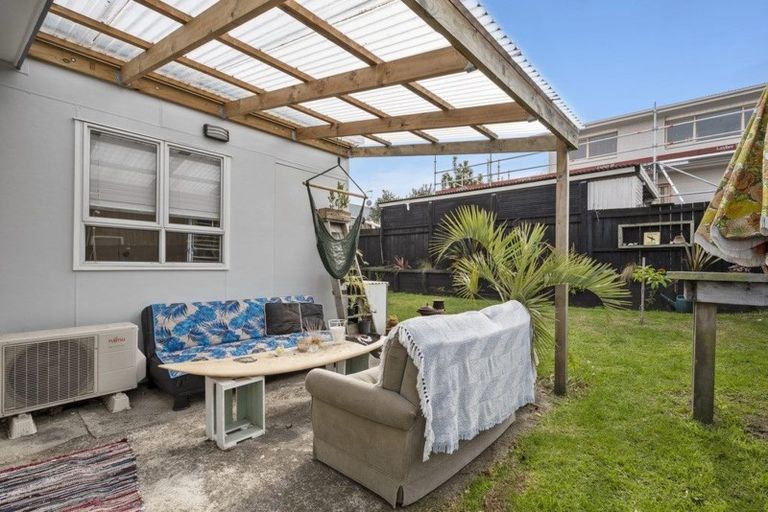 Photo of property in 103a Simpson Road, Papamoa Beach, Papamoa, 3118