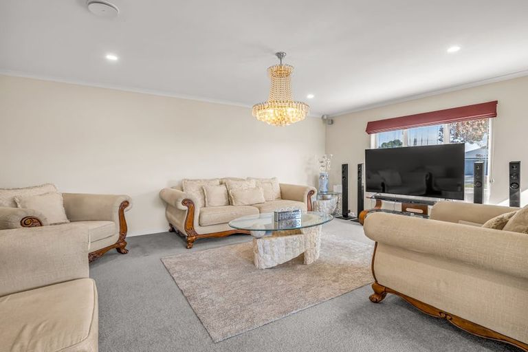 Photo of property in 19 Branigan Parade, Kelvin Grove, Palmerston North, 4414