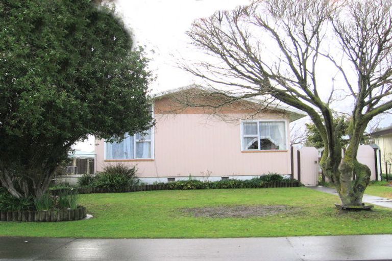 Photo of property in 831 Huia Street, Camberley, Hastings, 4120
