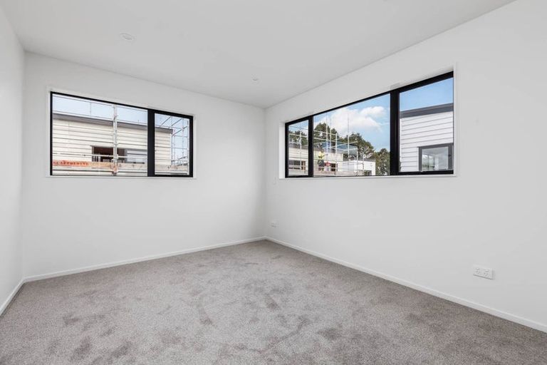 Photo of property in 21 Bei Road, Papakura, 2110