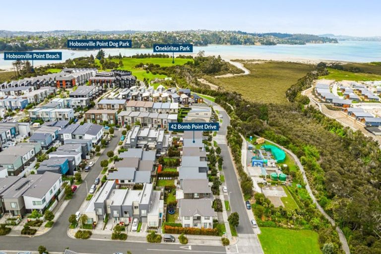 Photo of property in 42 Bomb Point Drive, Hobsonville, Auckland, 0616