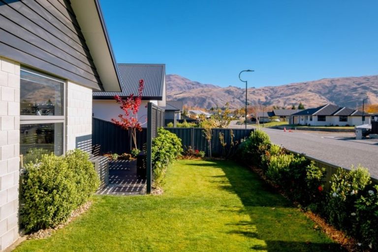 Photo of property in 35 Olds Crescent, Cromwell, 9310