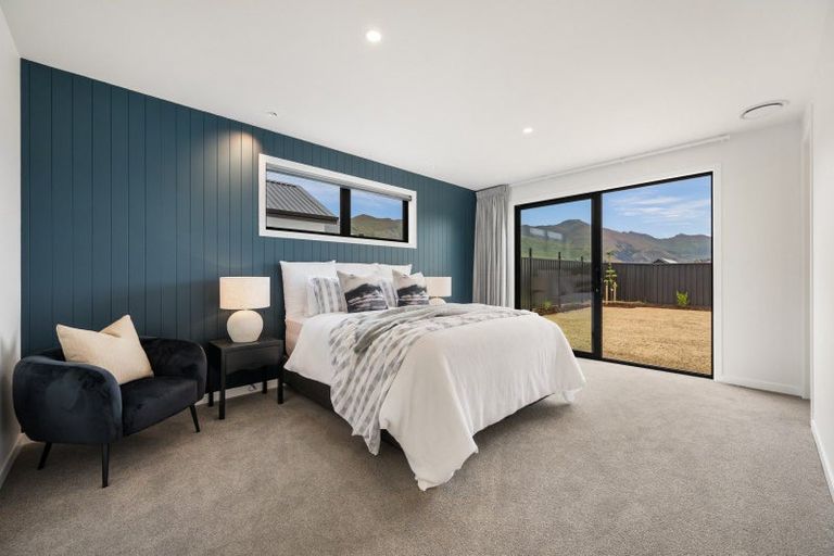 Photo of property in 13 Packer Road, Wanaka, 9382