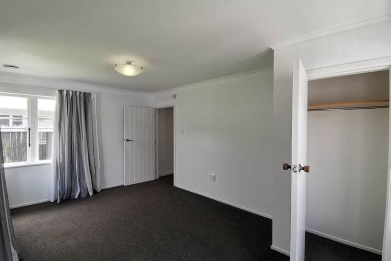 Photo of property in 62 Main Road, Wainuiomata, Lower Hutt, 5014