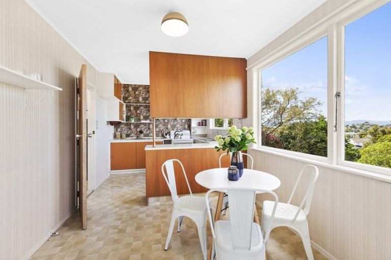 Photo of property in 7 Kau Kau Way, Ngaio, Wellington, 6035