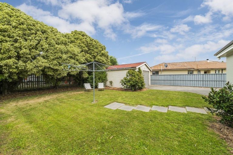 Photo of property in 39 Leeston And Lake Road, Leeston, 7632