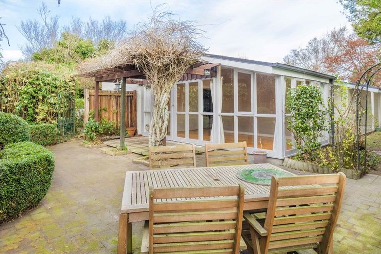 Photo of property in 101b Yaldhurst Road, Sockburn, Christchurch, 8042