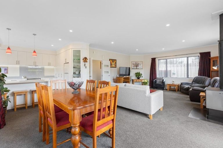 Photo of property in 14 Annandale Street, Lynmouth, New Plymouth, 4310