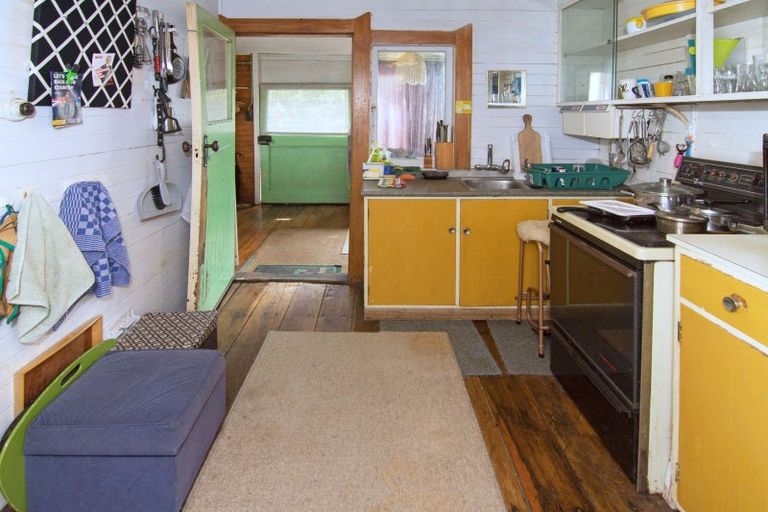 Photo of property in 20 Clifton Avenue, Carterton, 5713