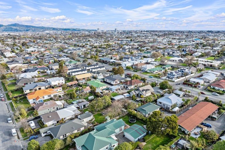 Photo of property in 66 Hills Road, Edgeware, Christchurch, 8013