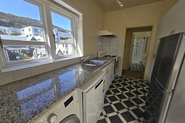 Photo of property in 82 Majoribanks Street, Mount Victoria, Wellington, 6011