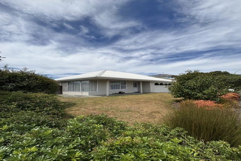 Photo of property in 6 Stead Crescent, Stoke, Nelson, 7011