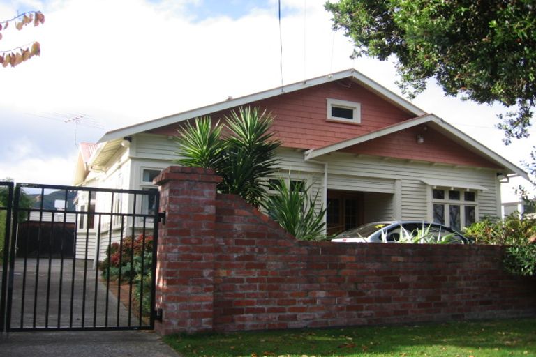 Photo of property in 12 Matai Street, Woburn, Lower Hutt, 5010