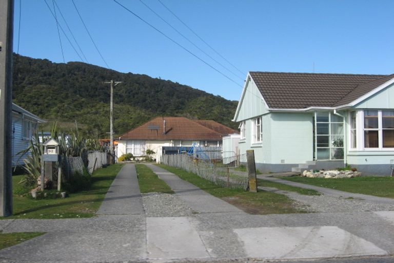 Photo of property in 92 Hall Street, Cobden, Greymouth, 7802