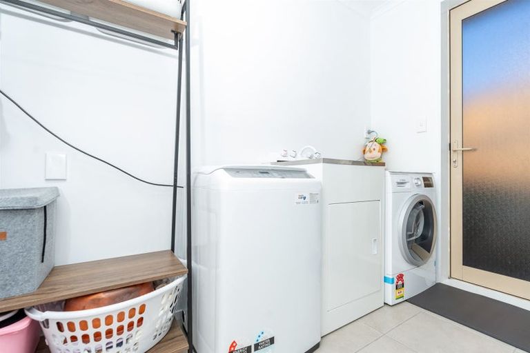 Photo of property in 12 Tarrango Way, Rototuna, Hamilton, 3210