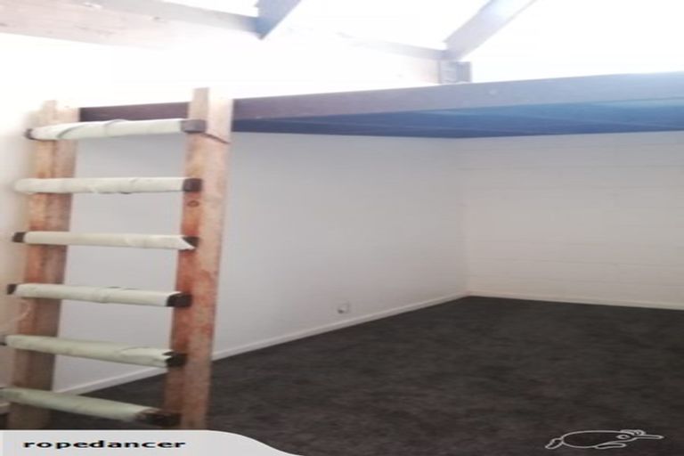 Photo of property in Sherwood Mews, 28b Bidwill Street, Mount Cook, Wellington, 6021