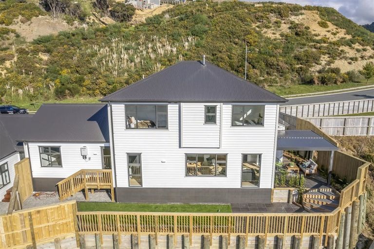 Photo of property in 170b Navigation Drive, Whitby, Porirua, 5024