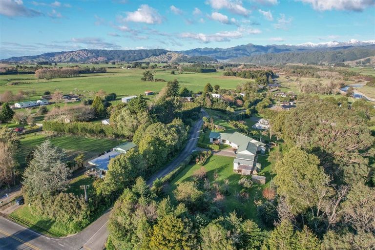 Photo of property in 6 Riveredge Terrace, Ohau, Levin, 5570