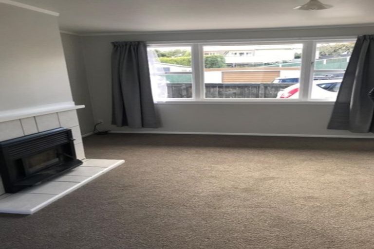 Photo of property in 2/11 Waitahanui Avenue, Taupo, 3330