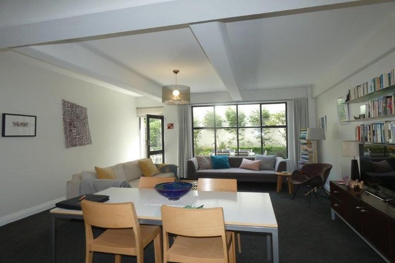 Photo of property in 8/59 Cambridge Terrace, Te Aro, Wellington, 6011