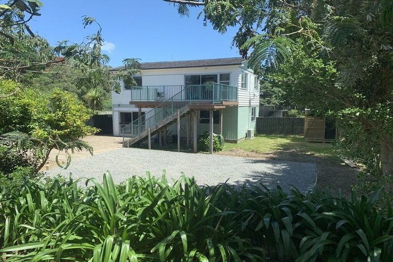 Photo of property in 10 Konini Crescent, Waikanae Beach, Waikanae, 5036