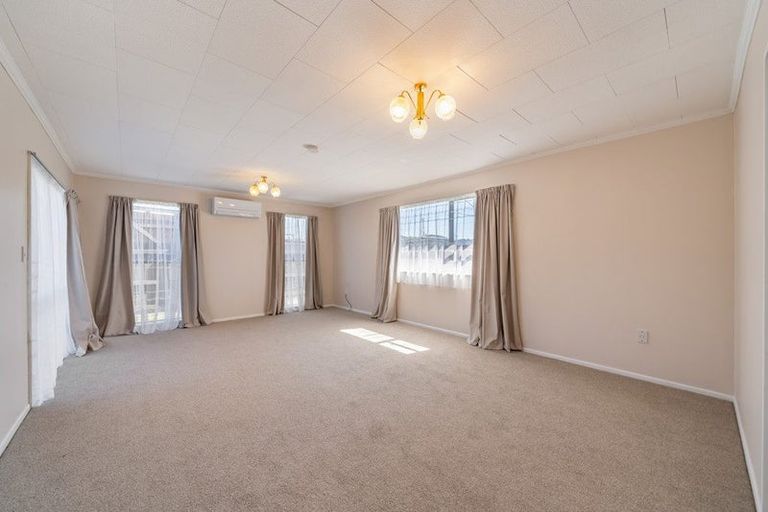 Photo of property in 76b Seddon Street, Wallaceville, Upper Hutt, 5018