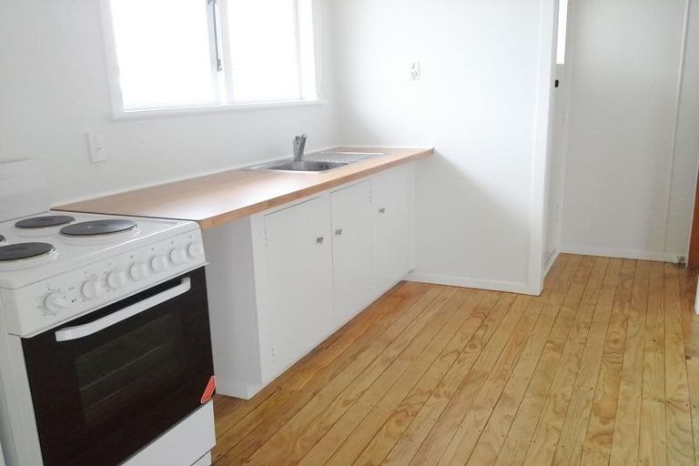 Photo of property in 5 Tohu Place, Spotswood, New Plymouth, 4310