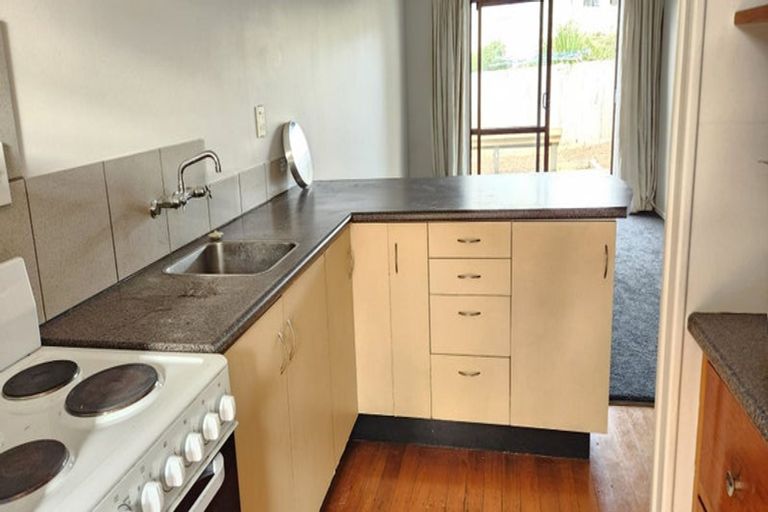 Photo of property in 2/19 Swanns Road, Richmond, Christchurch, 8013