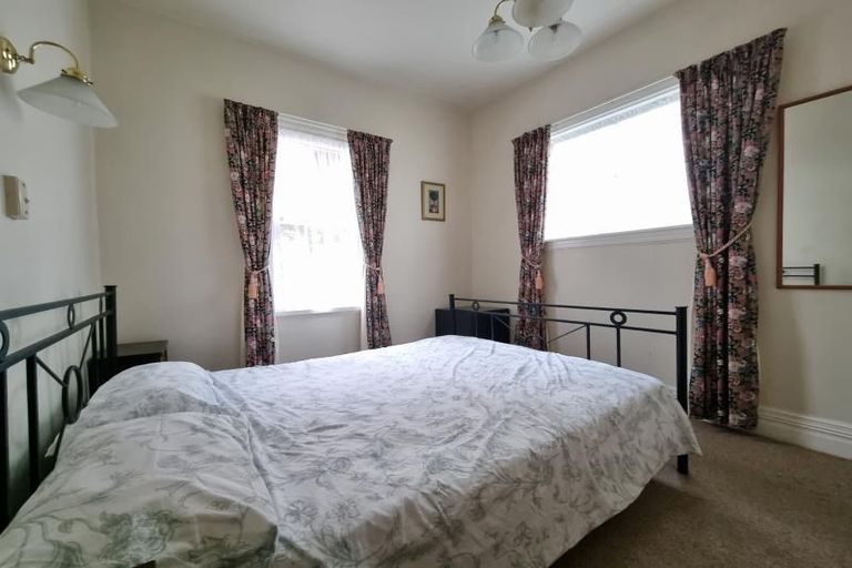 Photo of property in 37 Glenbervie Terrace, Thorndon, Wellington, 6011