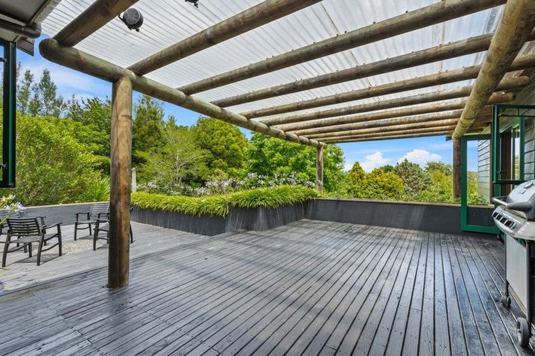 Photo of property in 305 Rapson Road, Kaukapakapa, 0871