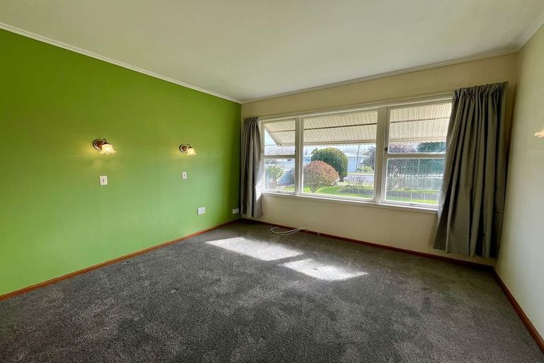 Photo of property in 208 Lumsden Road, Akina, Hastings, 4122