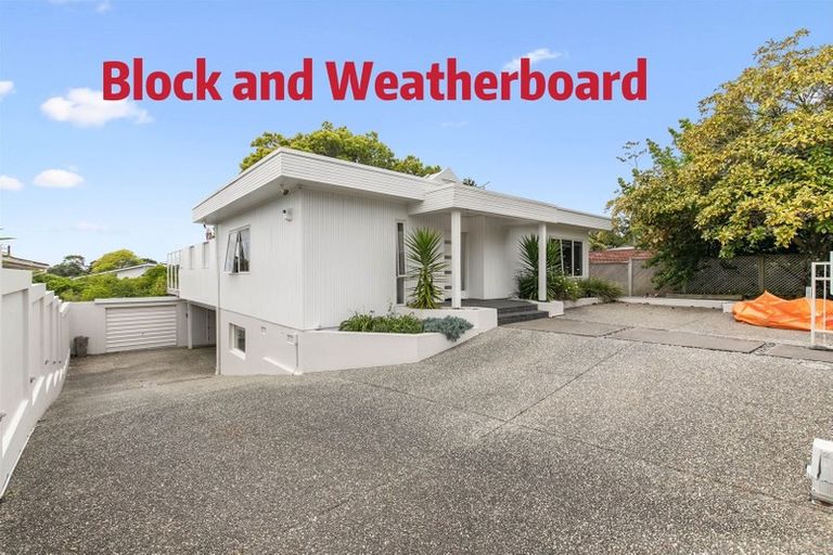 Photo of property in 27 Mcmillan Place, Mellons Bay, Auckland, 2014