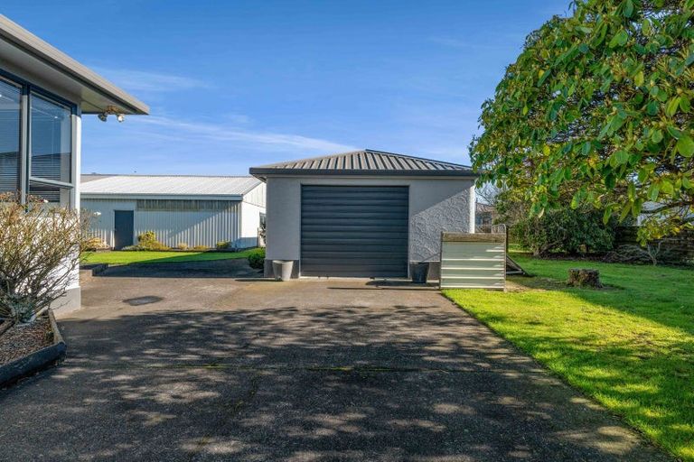 Photo of property in 9 Burke Street, Eltham, 4322