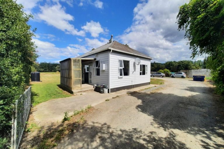 Photo of property in 11 Lowery Street, Milton, 9291