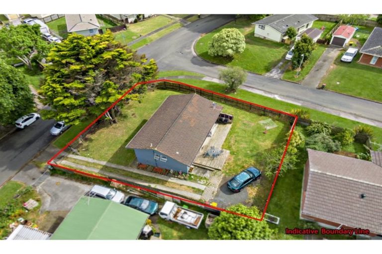 Photo of property in 8 Galilee Avenue, Red Hill, Papakura, 2110