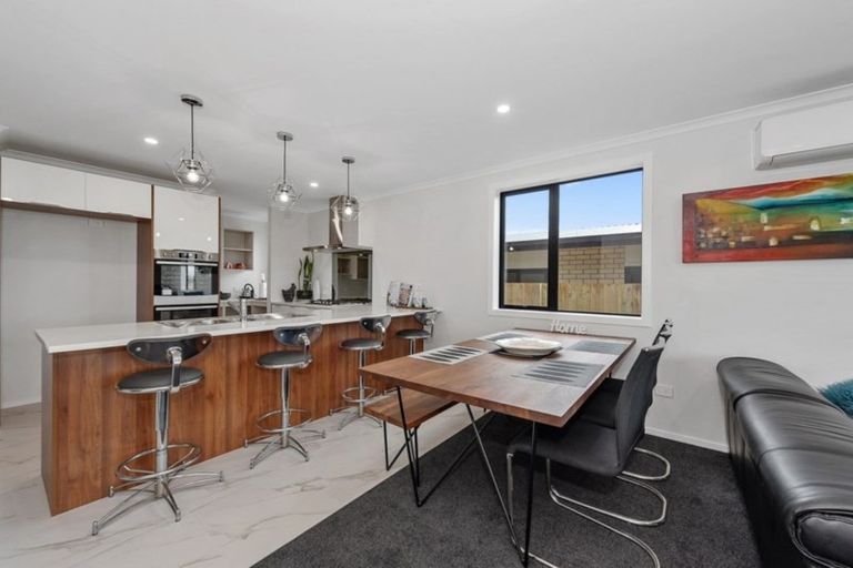 Photo of property in 20 Te Tiireke Drive, Glenview, Hamilton, 3206