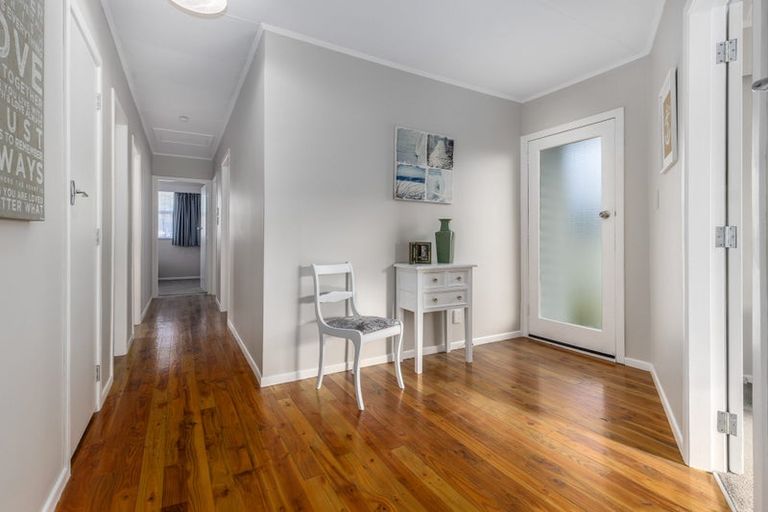 Photo of property in 69b Michael Road, Paraparaumu Beach, Paraparaumu, 5032
