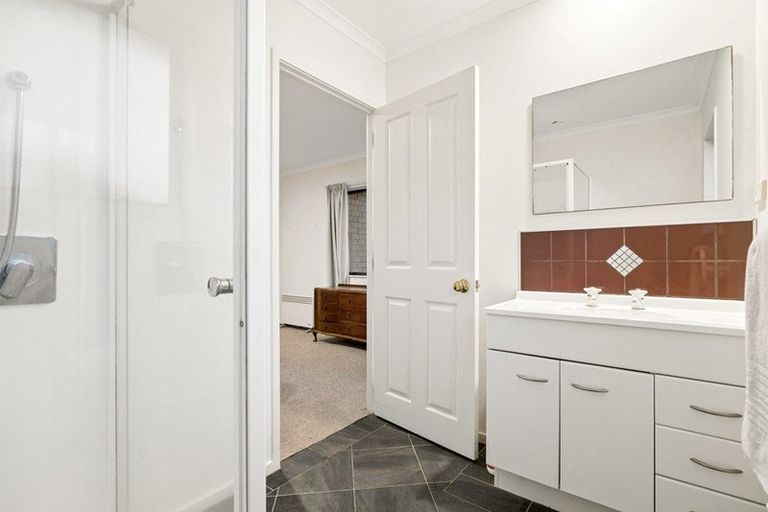 Photo of property in 24 Cloverlea Place, Pukekohe, 2120