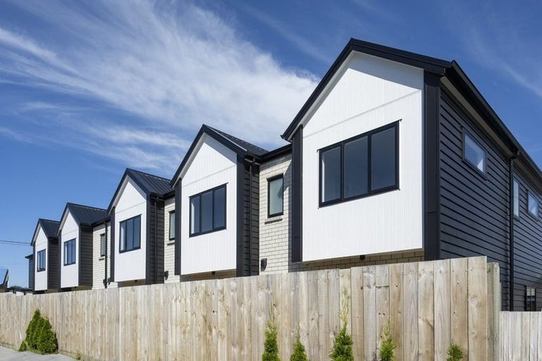 Photo of property in 7/12 Charlemont Street, Whitiora, Hamilton, 3200