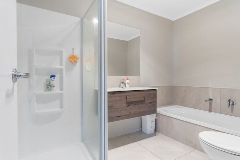 Photo of property in 34 Hills View Drive, Papamoa, 3118