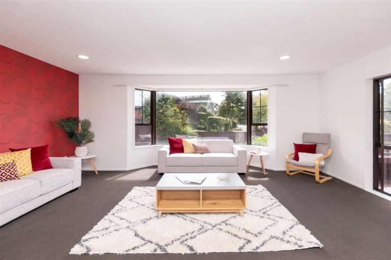 Photo of property in 14 Pasadena Place, Harewood, Christchurch, 8051