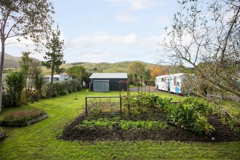 Photo of property in 24 Blake Street, Porangahau, 4293
