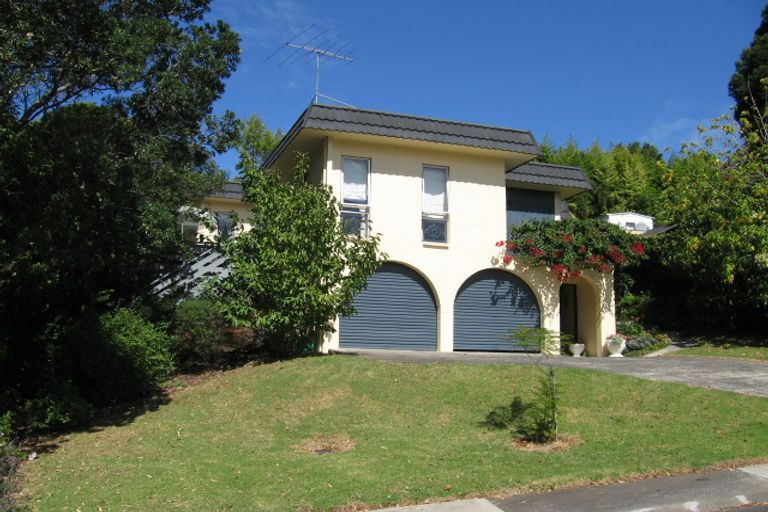 Photo of property in 6 Saddleback Rise, Murrays Bay, Auckland, 0630