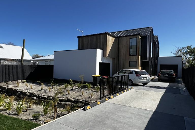 Photo of property in 261d Edgeware Road, Edgeware, Christchurch, 8013
