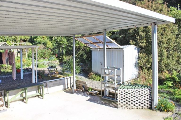 Photo of property in 16 Windsor Drive, Tairua, 3508