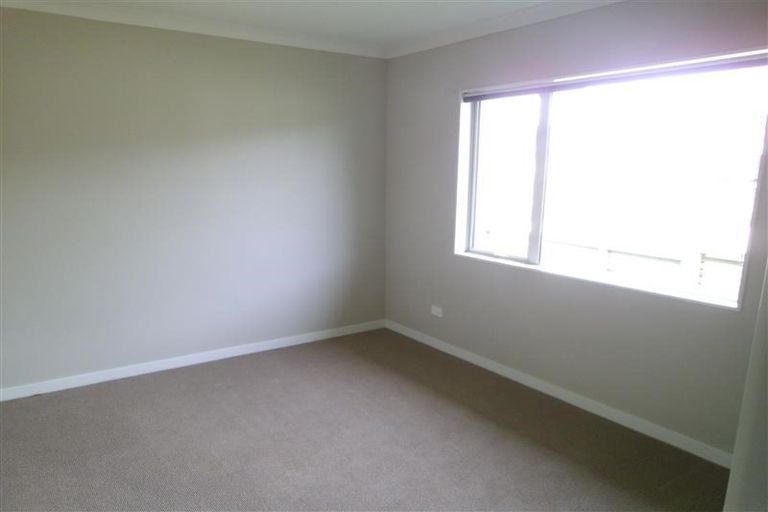 Photo of property in 10 Tamihana Street, Otaki, 5512