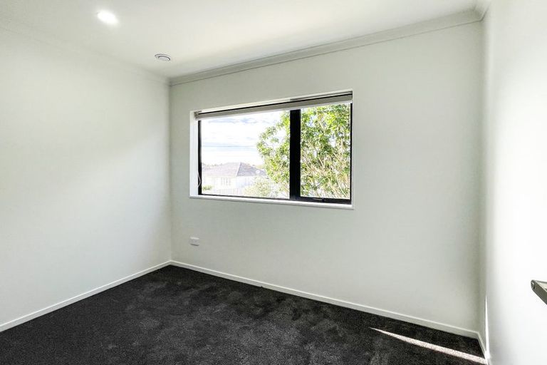 Photo of property in 15a Parkinson Avenue, Wesley, Auckland, 1041