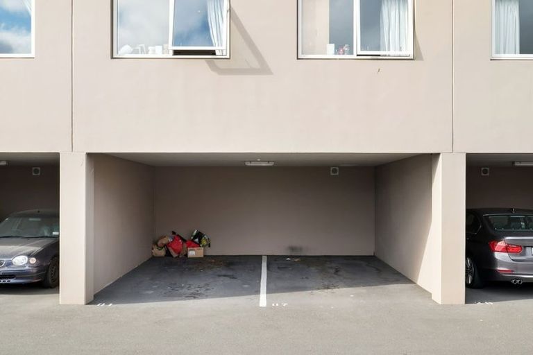 Photo of property in 1/30 Mathesons Road, Phillipstown, Christchurch, 8011