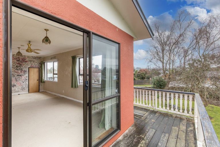 Photo of property in 29 Mangahao Road, Pahiatua, 4910