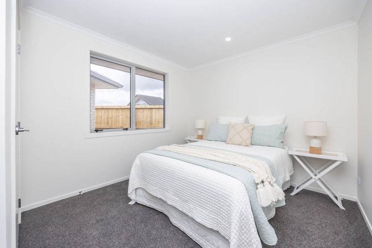 Photo of property in 13 Pukaki Place, Baverstock, 3200